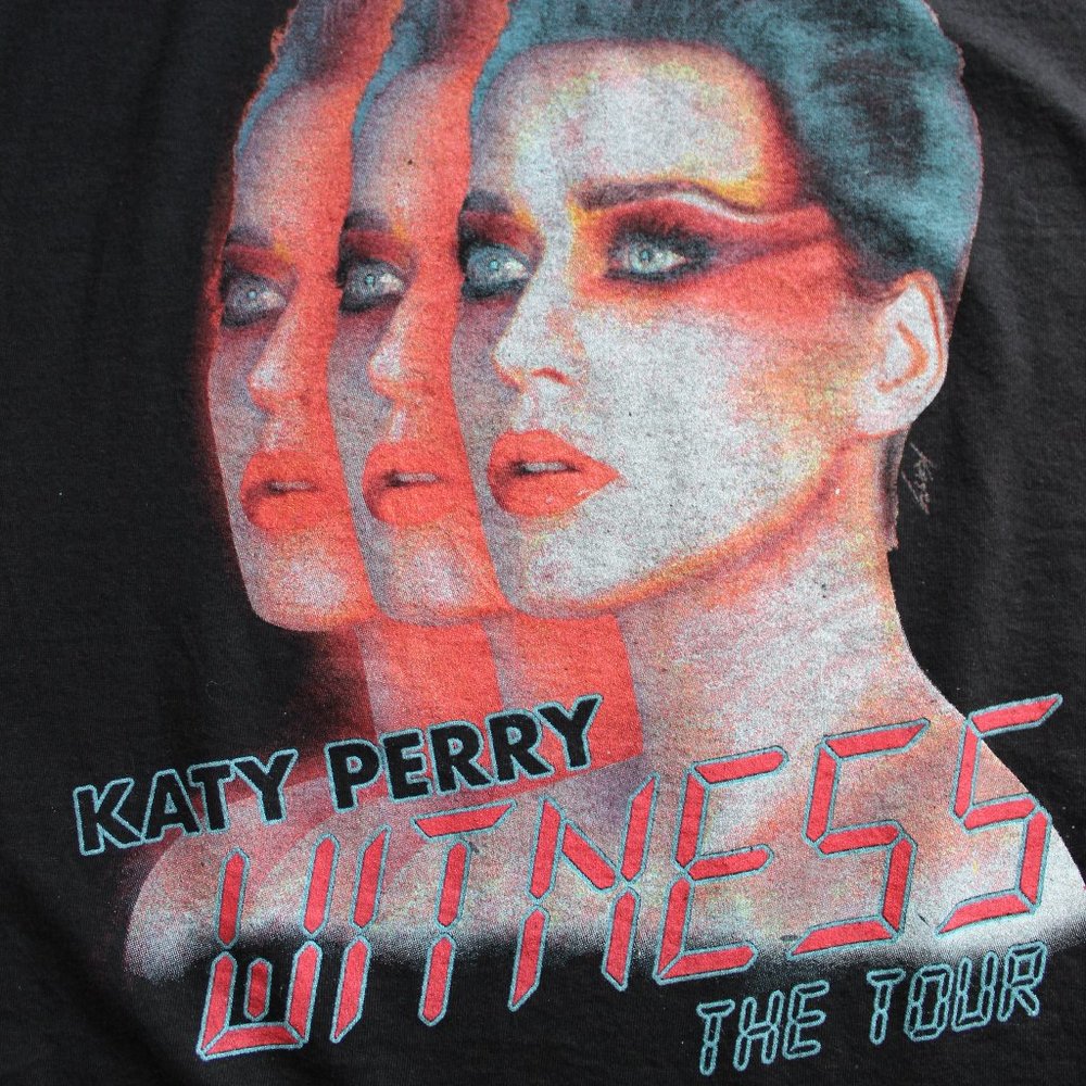 2017 Katy Perry Witness The Tour Band T-Shirt - Picture 4 of 9